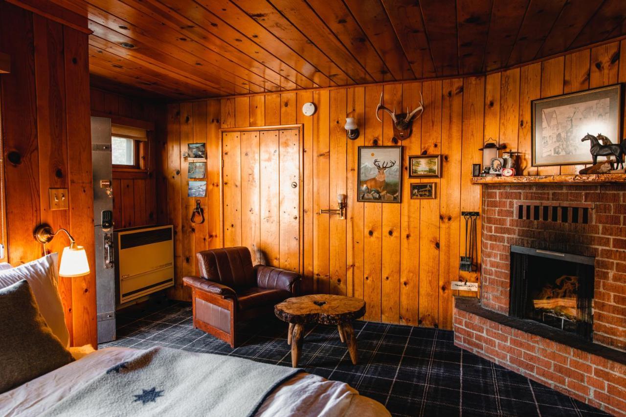 The Fireside Inn Idyllwild Exterior photo