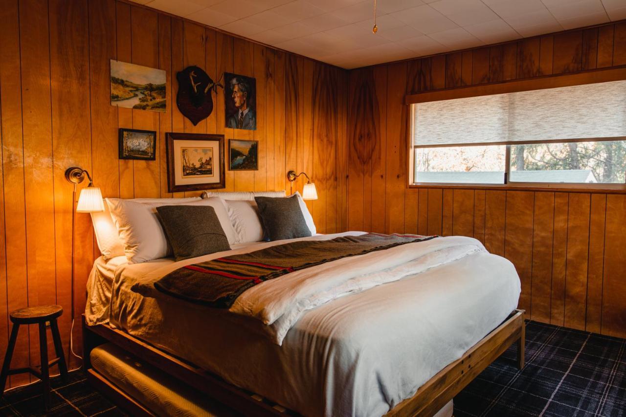 The Fireside Inn Idyllwild Exterior photo