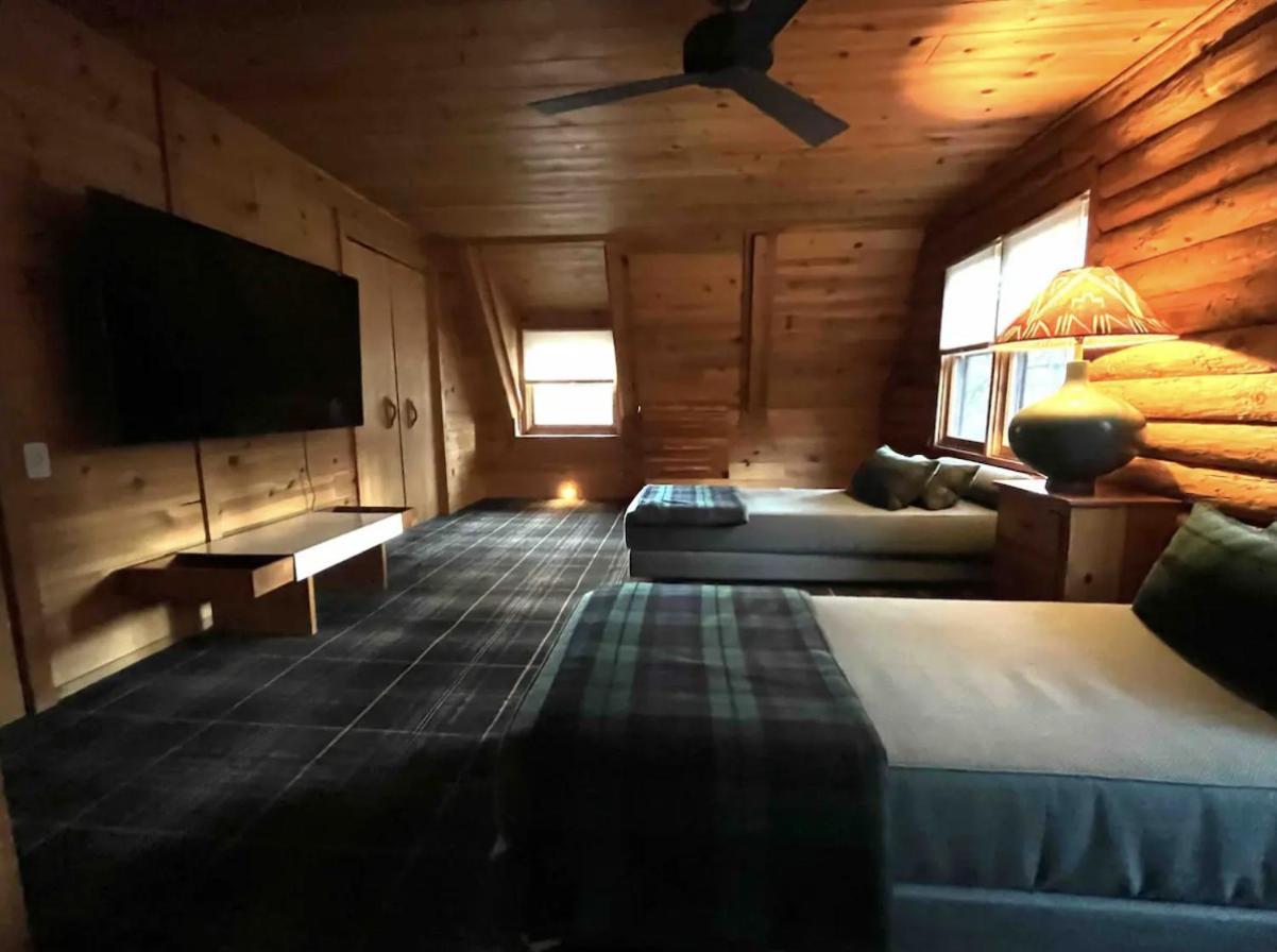 The Fireside Inn Idyllwild Exterior photo